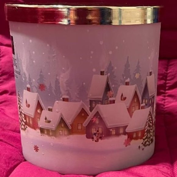 NEW 3 WICK TUSCANY SNOW GAZING SOY BLEND & ESSENTIAL OILS SCENTED CANDLE - Picture 2 of 7
